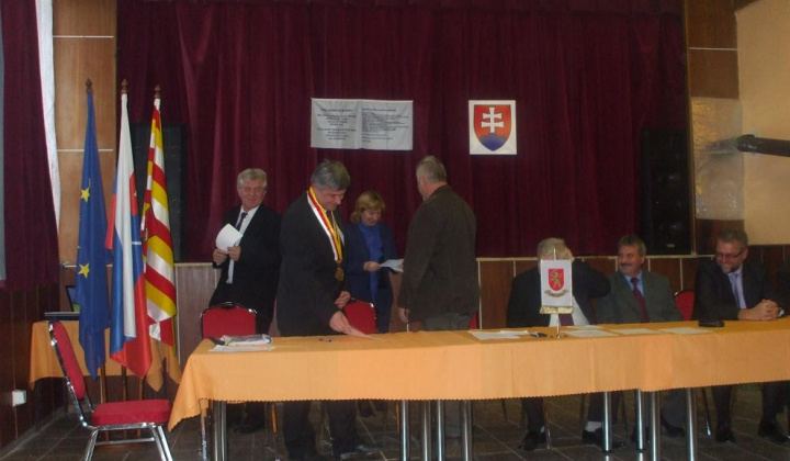 6. fotografia fotogalérie Poslanci, komisie, účasť poslancov